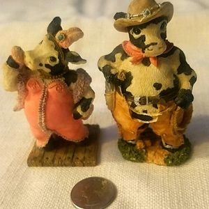 Cowtown "Moo West" and "Buffalo Bull Cody"